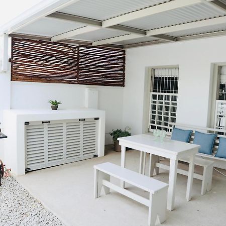 River Bend Guesthouses Graaff Reinet Bagian luar foto