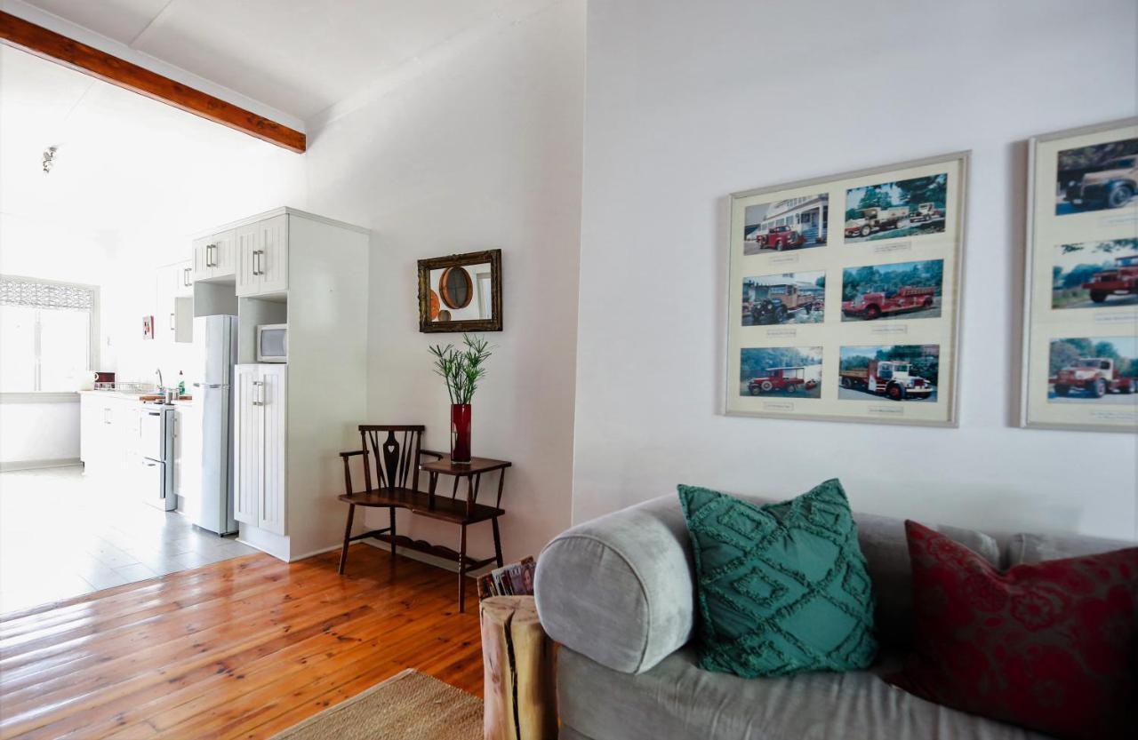 River Bend Guesthouses Graaff Reinet Bagian luar foto