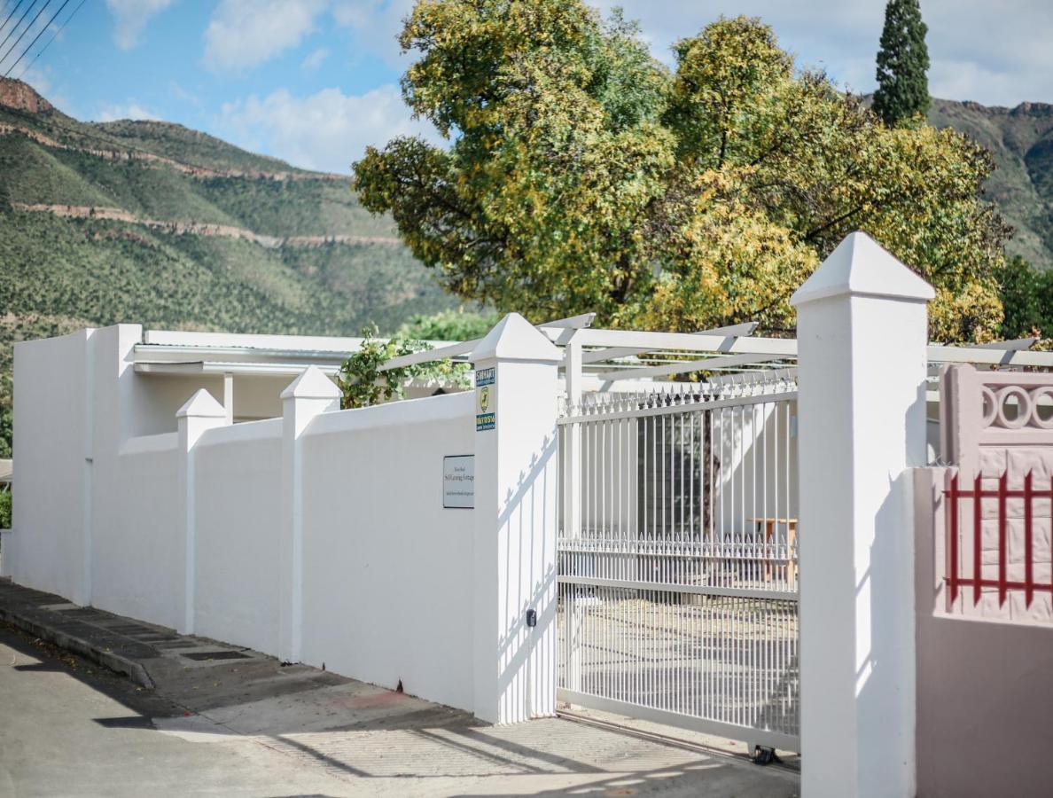 River Bend Guesthouses Graaff Reinet Bagian luar foto