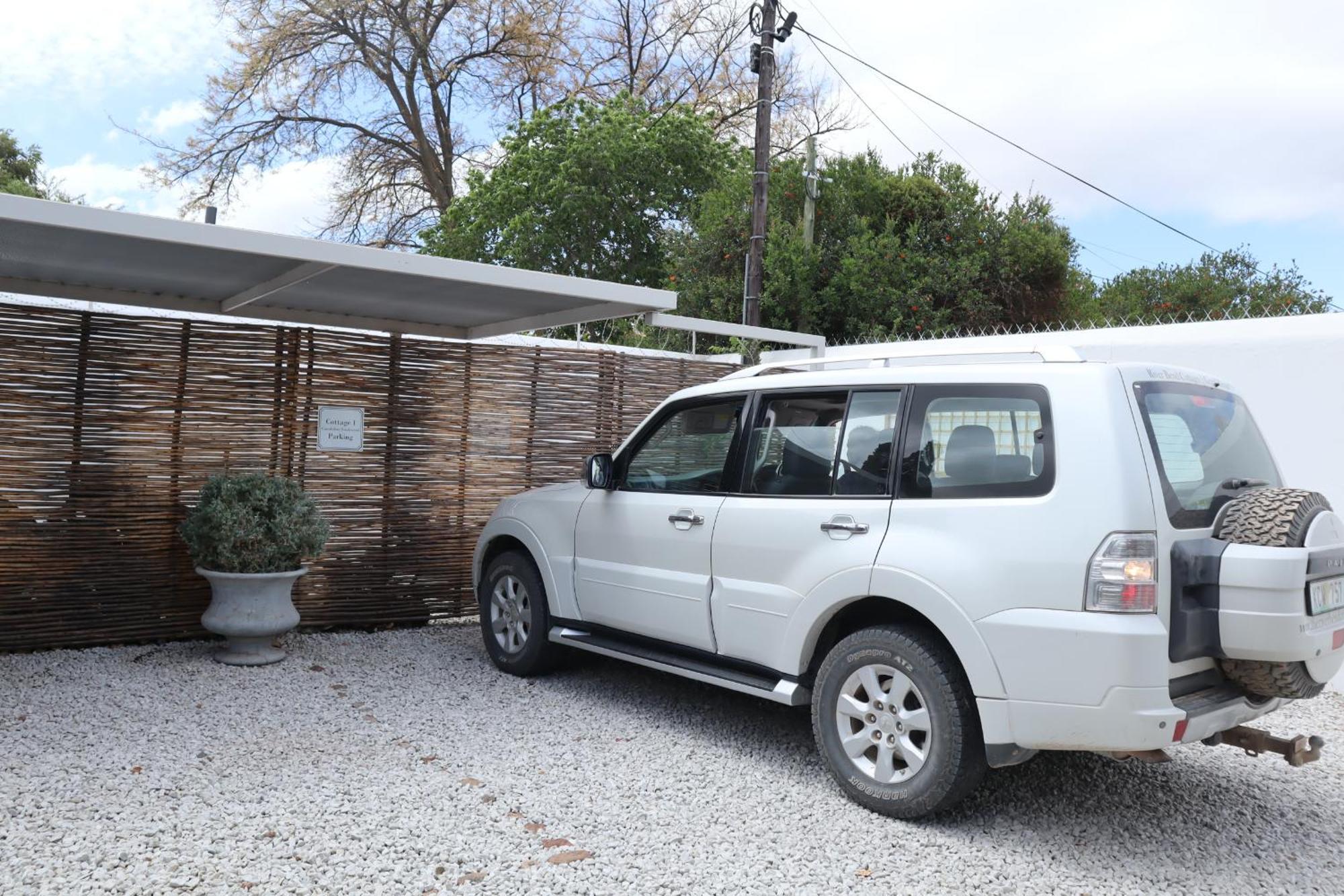 River Bend Guesthouses Graaff Reinet Bagian luar foto