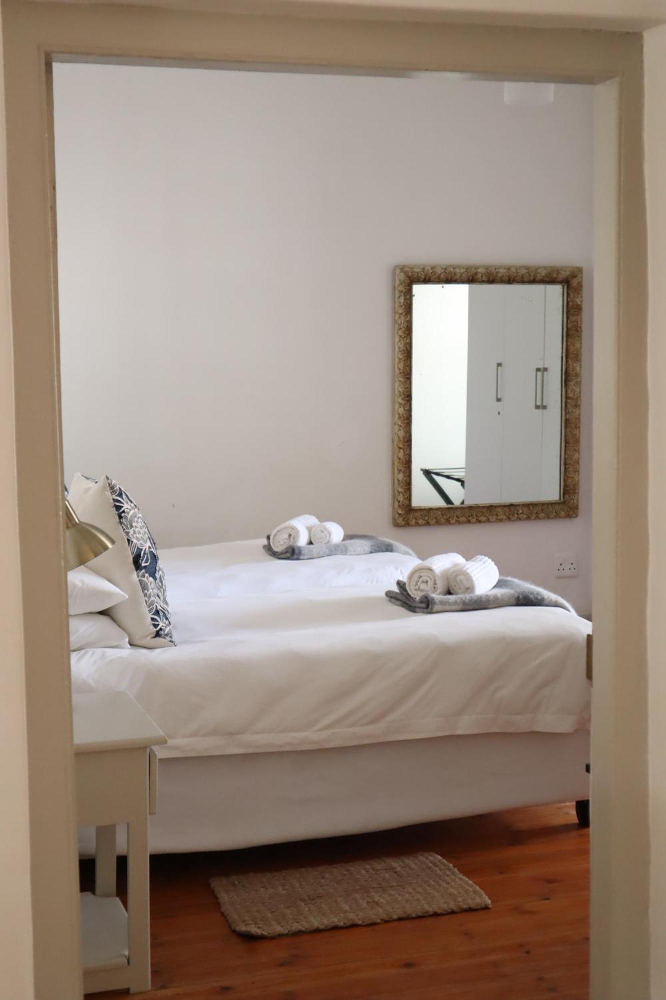 River Bend Guesthouses Graaff Reinet Bagian luar foto
