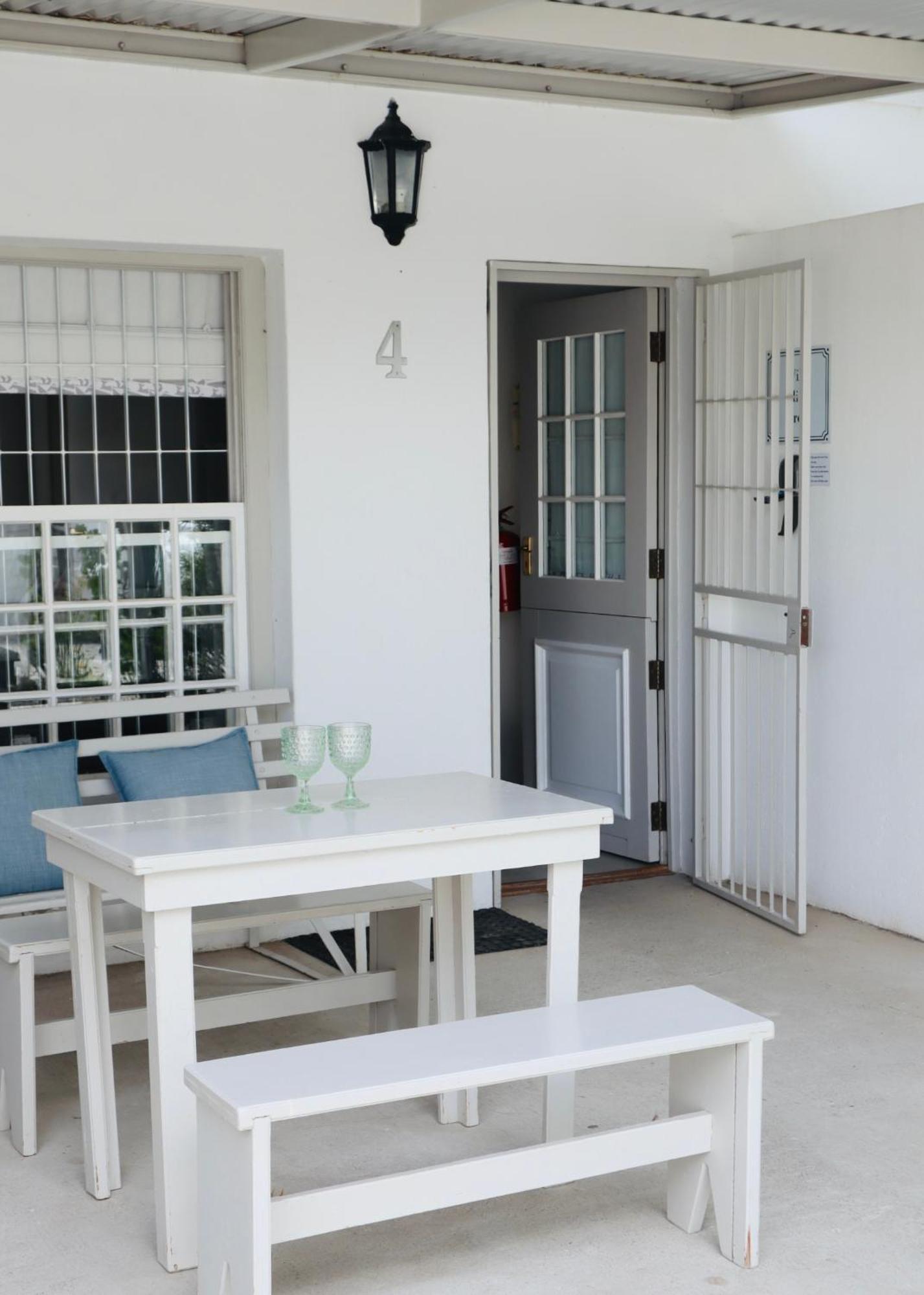 River Bend Guesthouses Graaff Reinet Bagian luar foto