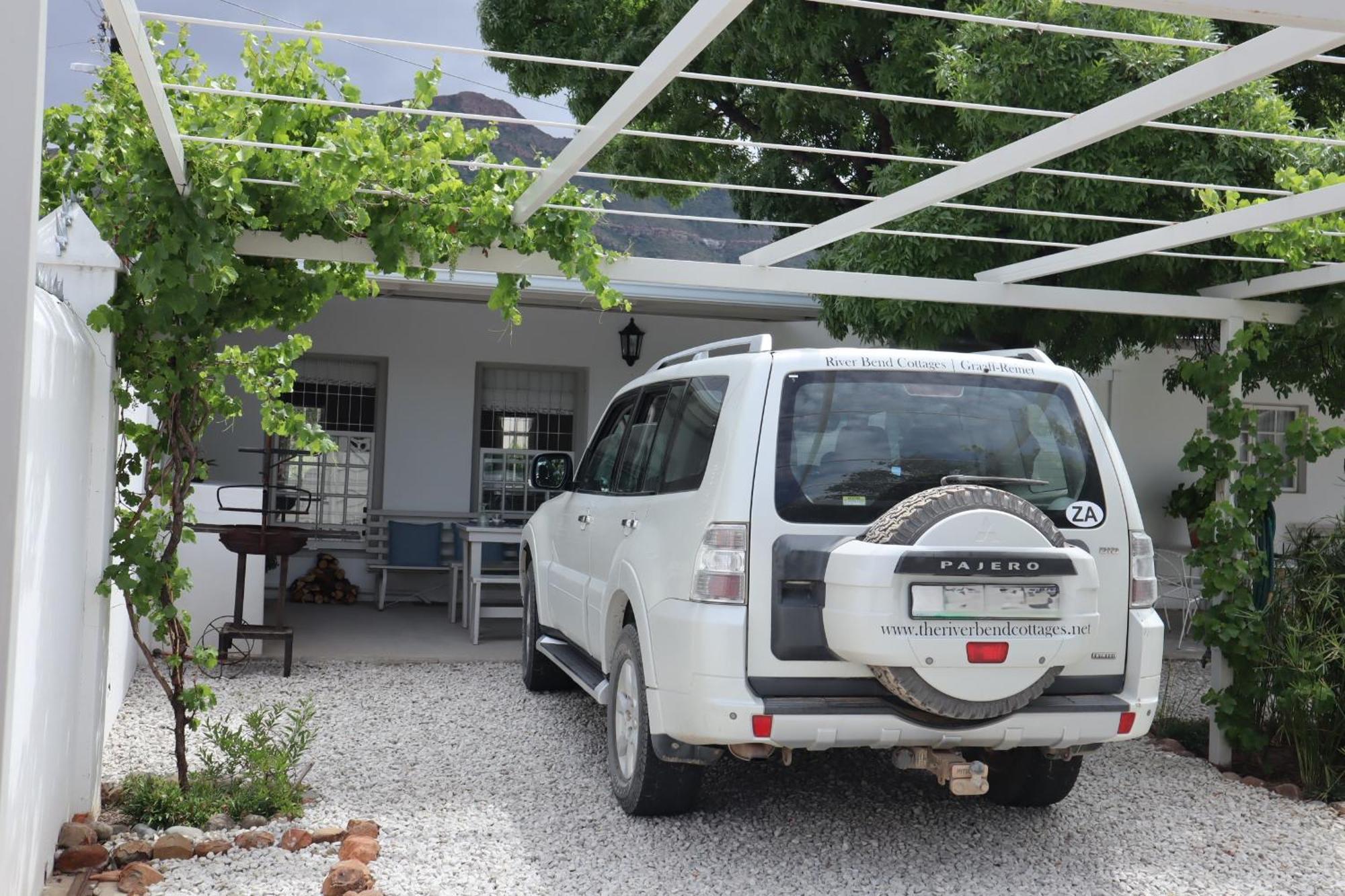 River Bend Guesthouses Graaff Reinet Bagian luar foto